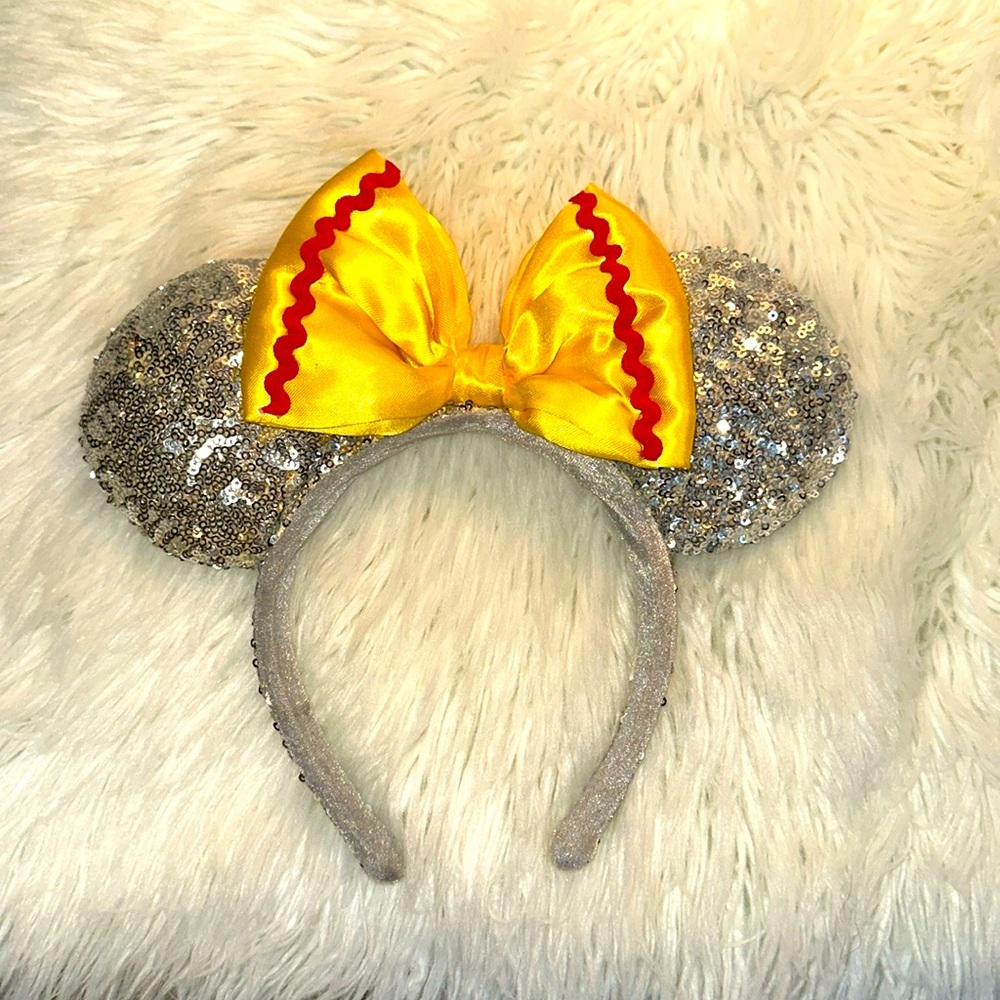 Dumbo Minnie Ears EUC